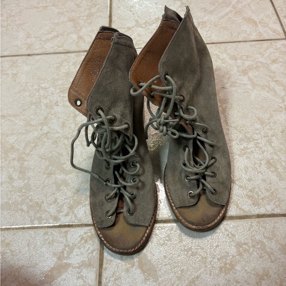Women's Suede Jefferey CampbellLace-Up Boots - Picture 1 of 8